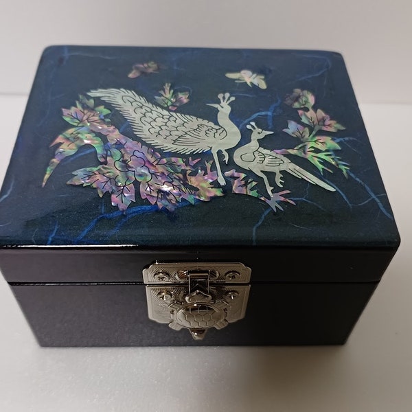 Korean traditional lacquer  mother of pearl jewelry box  Multipurpose box storage box peacock design design12-7