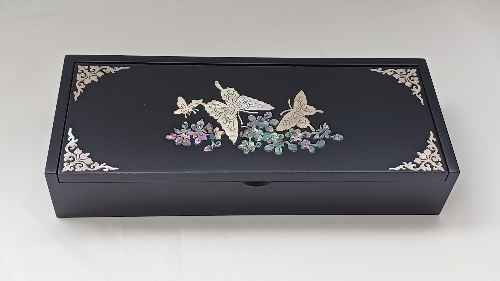 韓国漆器ジュエリーボックス：螺鈿蝶模様 - Etsy 日本