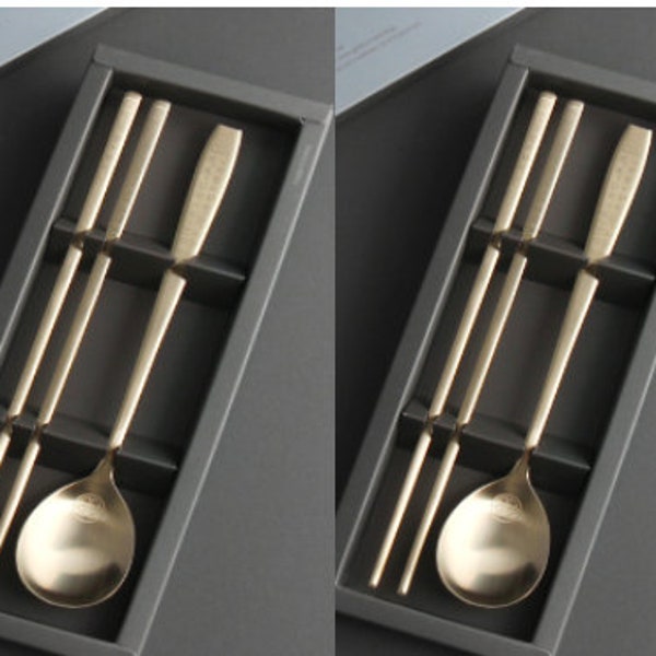 2 titanium material Korean writing design spoon chopsticks 2 set  Spoon chopsticks paper box and gift packaging included