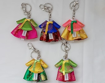 Set of 5 Hanbok Keyrings Traditional Korean Clothing Design