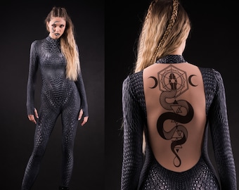 BLACK MAMBA Halloween Costume for Women, Halloween Costume for Women, Catsuit with Tattoo Effect on the Back, Snake Skin Catsuit for Women