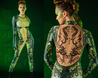 Costume d'Halloween GREEN SNAKE pour femme, Costume d'Halloween pour femme, Combinaison avec effet tatouage sur le dos, Catsuit en peau de serpent pour femme