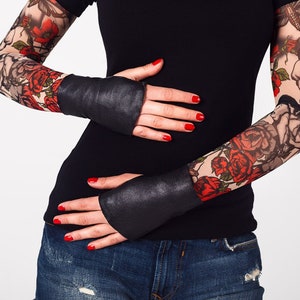 Mittens & Gloves, Leather Mittens, Leather Gloves, Costume Gloves, Fingerless gloves, Short Black Gloves, Leather Accessory, Italian Leather
