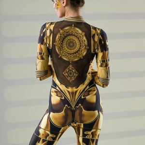 GOLD ARMOR Kostüm für Damen, Halloween-Kostüm für Damen, Catsuit mit Tattoo Effekt auf dem Rücken, Goldenes Kostüm für Damen, Mandala Tattoo Bild 6