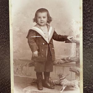 Photo of young French boy in Sailor outfit (early 1900)