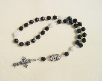 Anglican Rosary – Faceted Black Glass, Matte White Jade, Art Glass, and Florentine Cross