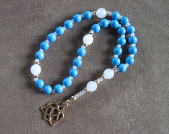Anglican Rosary – Magnesite, White Jade, Celtic Heart in Trinity Pendant