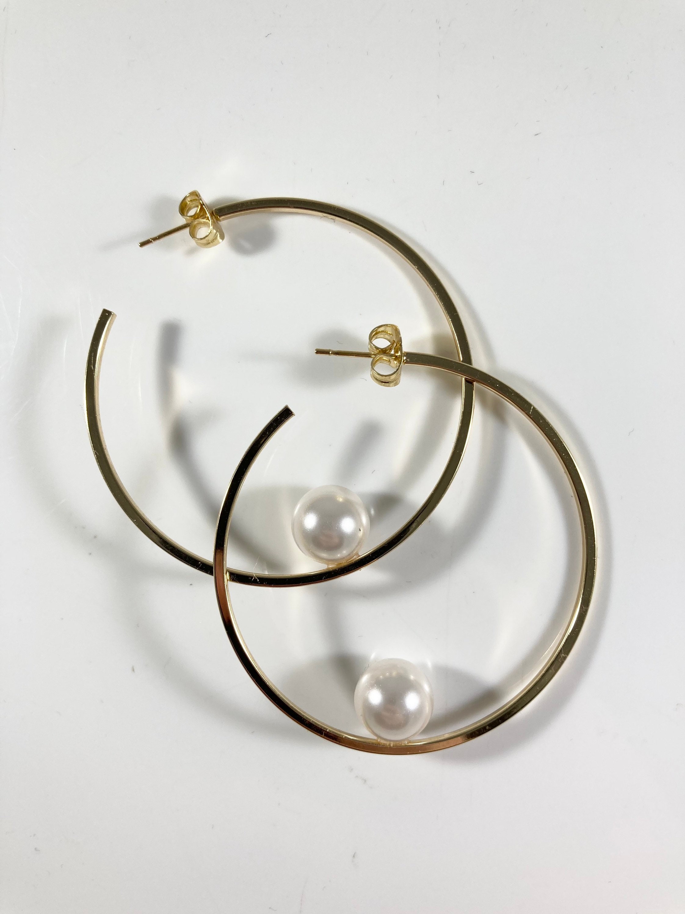Janis Savitt Floating Pearl Hoop Earrings 18k Yellow Gold Plated 1 7 8 Etsy