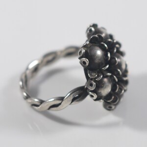 Vintage Russian Soviet Ring Hallmarked 875 Silver Flower Cluster Retro Twist Band image 2