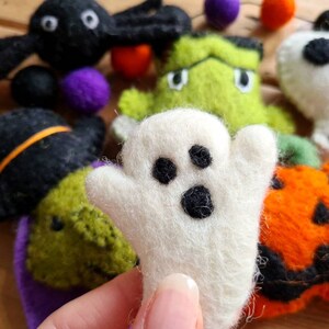 Halloween Tiered Tray Decorations Felt Witch, Pumpkin, Monster, Skeleton, Ghost, Spider and Garland Ghost