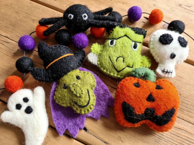 Halloween Tiered Tray Decorations Felt Witch, Pumpkin, Monster, Skeleton, Ghost, Spider and Garland Full Set of 7 items