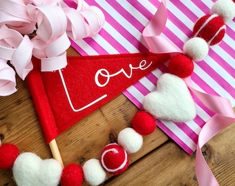 Felt Heart Garland - Valentine Decoration