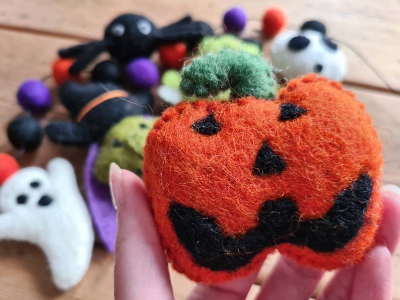 Halloween Tiered Tray Decorations Felt Witch, Pumpkin, Monster, Skeleton, Ghost, Spider and Garland Pumpkin