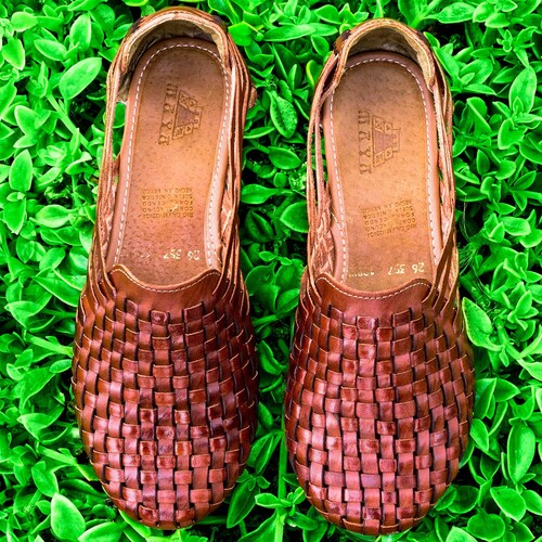 mexican huaraches closed toe