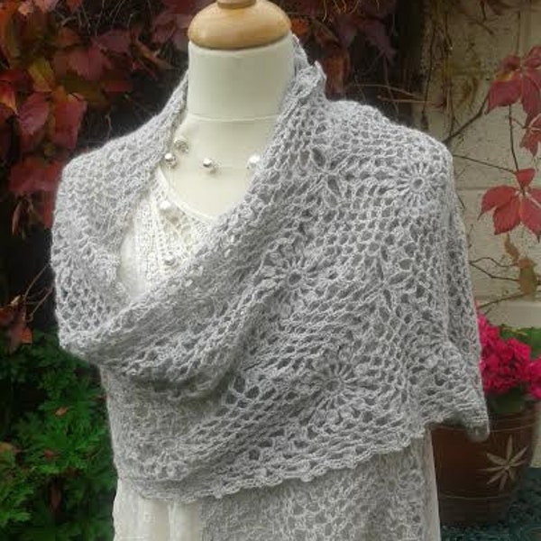 Crochet Wrap PATTERN, Alpaca Wrap, Bridal Wrap, Wedding Shawl. Bridesmaid Shawl