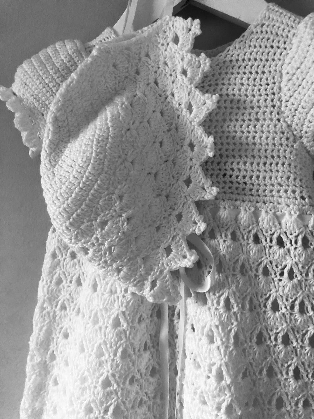 Modello all'uncinetto per abito e cuffia da battesimo: vestito per neonati  (0-6 mesi) (modello PDF) Italia