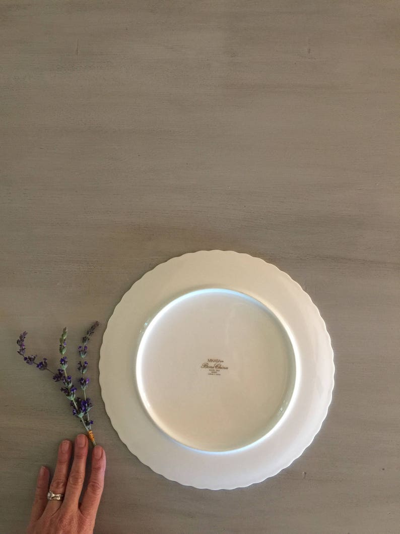 Embossed Bone China Cake Plate Mikasa White Silk Vintage Wedding Shower Anniversary Narumi Japan B2050 Replacement China