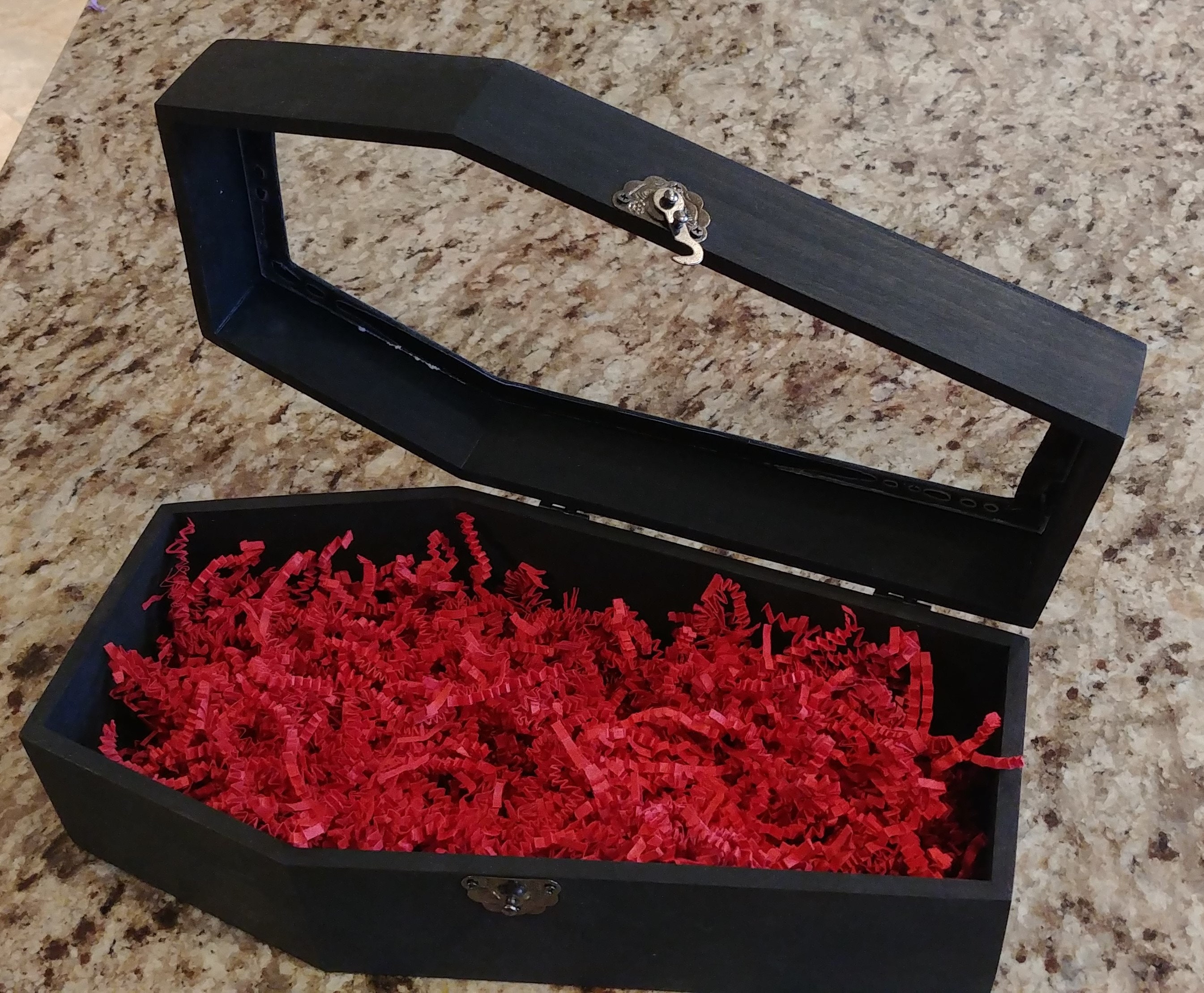 Vampire Coffin w/Viewing Plexi-Glass Window 12 inch