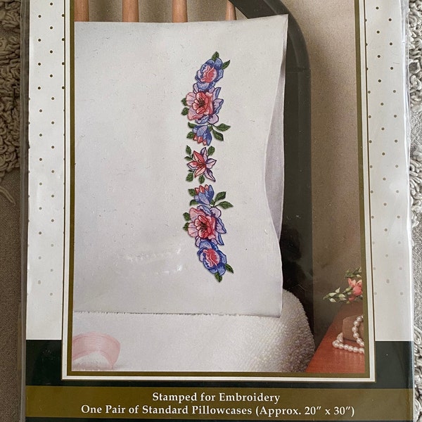 Design Works Watercolor Floral Stamped Crewel Embroidery  Pillowcase Kit NEW