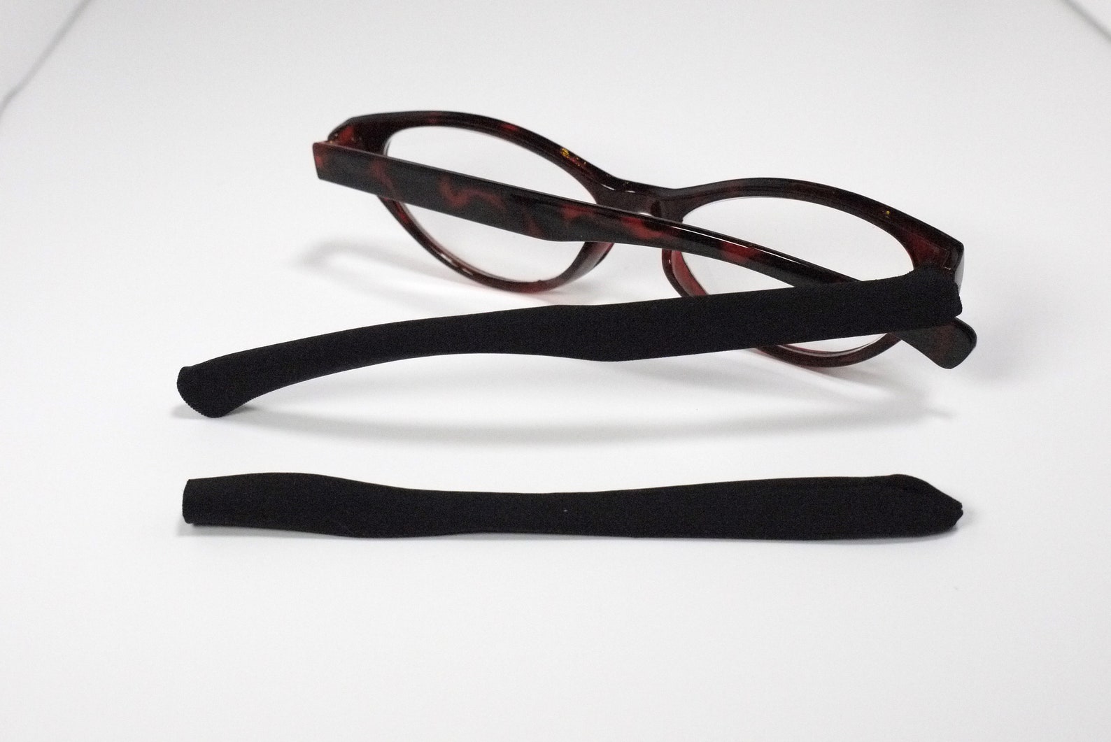 Eyewear Sleeve Temple Arm Covers for Sunglasses and Eyeglasses Adults