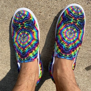 Men’s slip-on canvas shoes