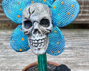 Freaky Flora: Azure Bone Bloom with Watcher – Skull Flower Sculpture, Dark Curiosity OOAK