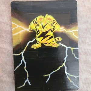 Pokémon Electabuzz 20/102 Base Set Card Unlimited (Portuguese) NM