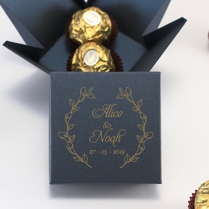 50 personalisierte Gastgeschenkboxen - Marineblaue Geschenkboxen mit Deckel - Kleine Gastgeschenkboxen für Brautparty, Geburtstag, Verlobung