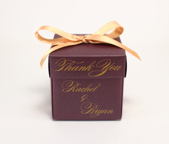 35 petites boîtes de bonbons de mariage Boîtes cadeaux bourgogne  personnalisées avec couvercles et ruban dor pour les invités de mariage  Boîtes de faveur de mariage -  France