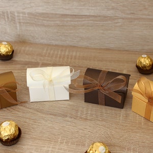 Cajas de favores de bodas de oro, favores de fiesta en el cofre del tesoro, 12 pequeñas cajas de regalo personalizadas con cinta, elegantes cajas de dulces, cajas de dulces