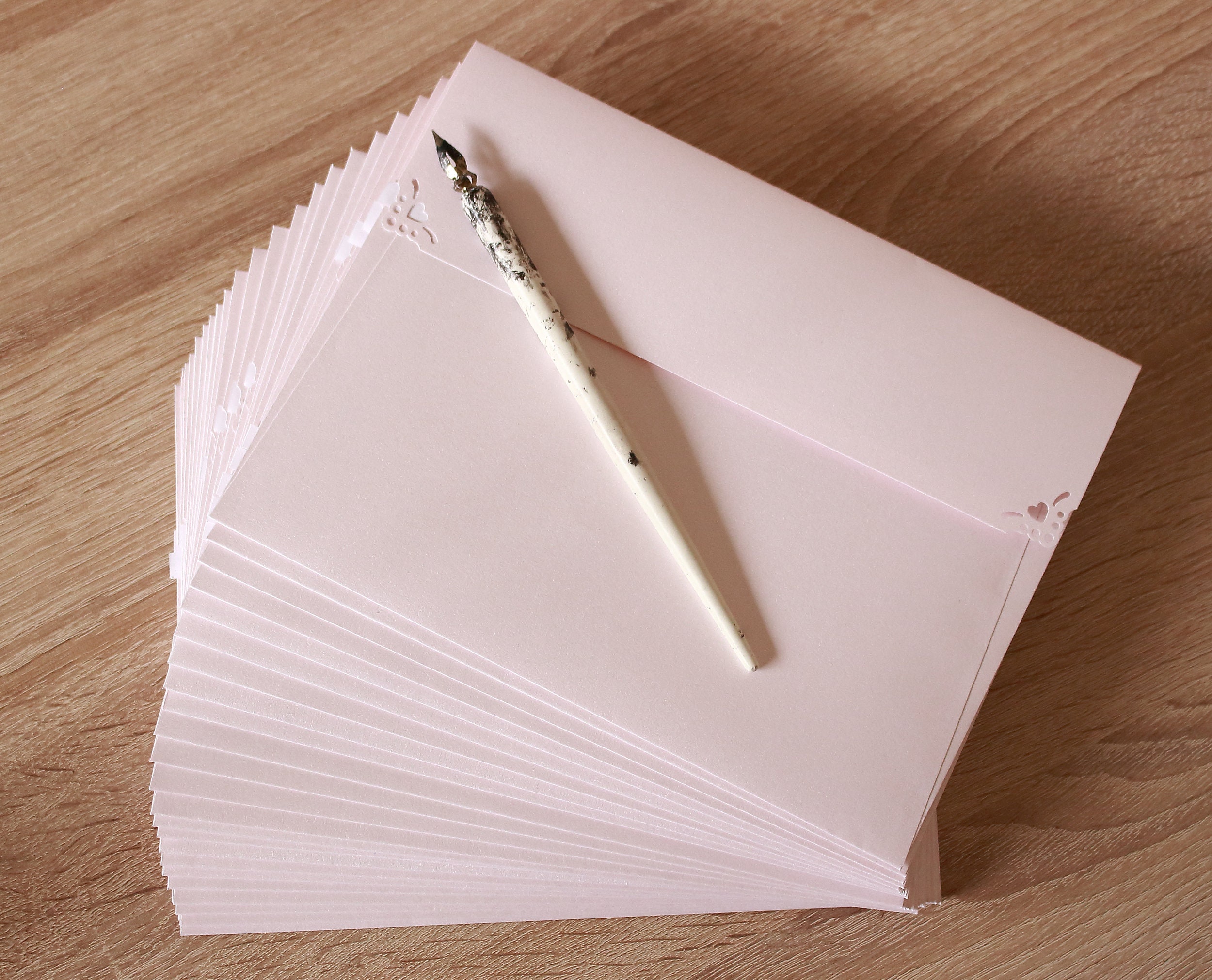 A7 Umschläge & Karten Set – 24 Bunte Umschläge & 24 Cremefarbene Blanko-Karten (12,7x17,8 Cm), Für Einladungen, Danksagungen, Hochzeit