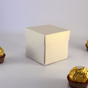 10 Weiße GOLD-Gastgeschenkboxen - Hochzeitsgeschenkboxen - Geschenkboxen mit Deckel - Hochzeit Bonbonniere - Hochzeitsgeschenkboxen