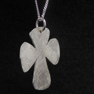 Philippa Gr Cross Pendant & Curb Chain Silver image 3