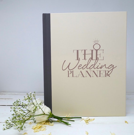 wedding planner notebook