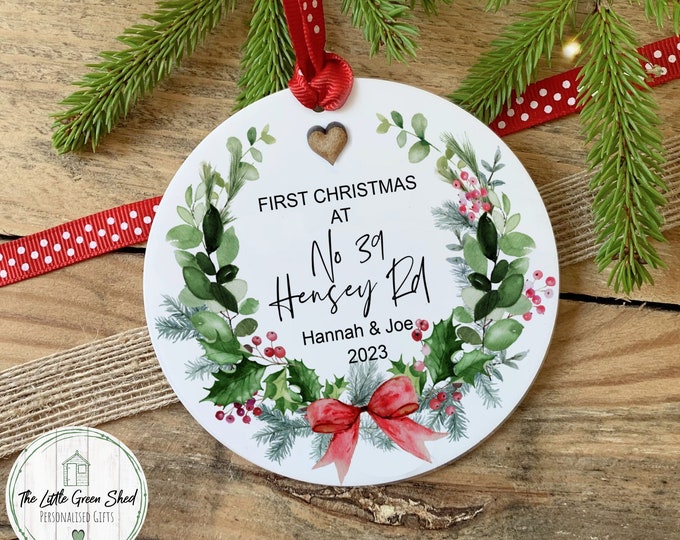 New Home keepsake, Christmas Ornament, Wreath Design, Housewarming Gift, Family Gift, With Giftbag