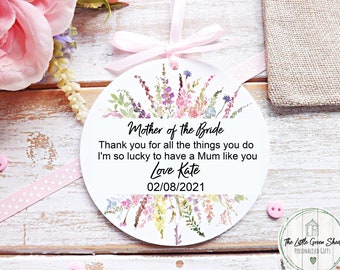 Mum Of The Bride/Groom Gift Acrylic Keepsake Wedding Gift Mum Gift Keepsake Floral Design