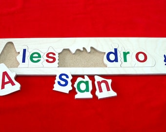 Puzzle personalizado de 10 letras: juguete de madera personalizado y educativo para niños.