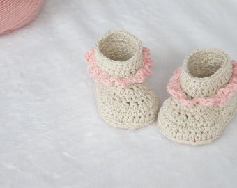 CROCHET PATTERN, instant download, crochet booties,crochet boots, pdf very easy to follow, full of pictures,crochet pattern no.53