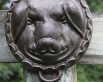 Vintage Cast Iron Pig/Boar Butter Mold Vintage Metal Kitchenware Wall Art Farmhouse Decor Baking Mold Cast Iron Pig Hanging Decor