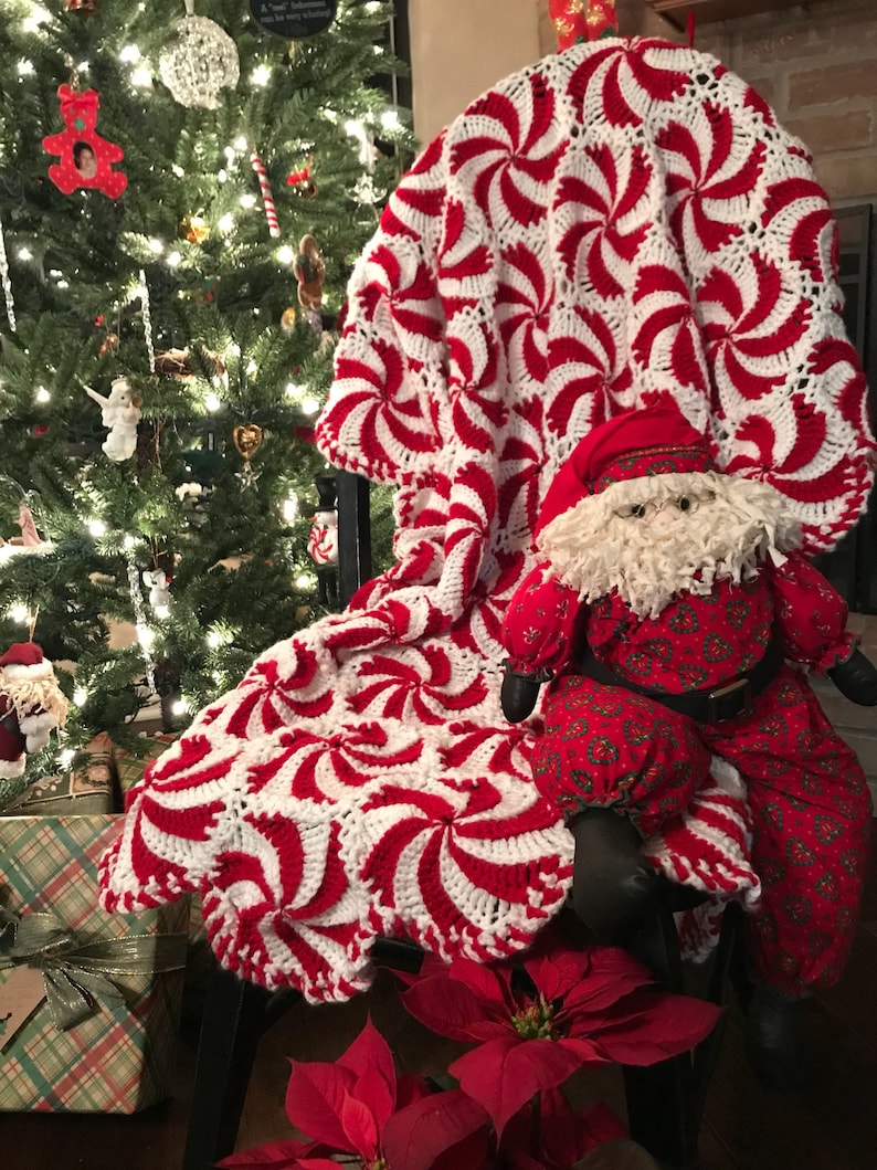 Peppermint Throw Afghan 50"x60"