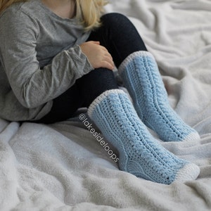 Crochet Pattern Harlow Cable Socks by Lakeside Loops includes 11 sizes Baby 6 Months through to Mens/Womens Adult sizes image 2