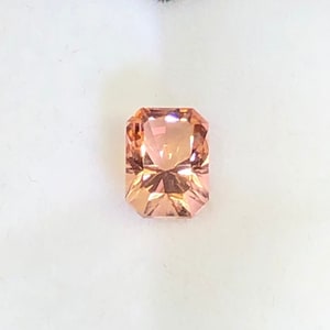 1.63ct Rare Padparadscha Ceylon Sapphire