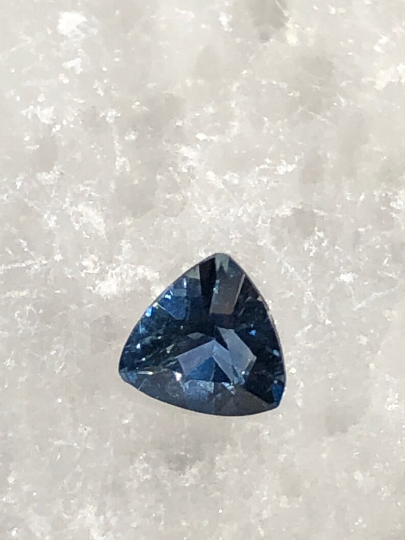 Montana .30ct Sapphire Trillion Cut