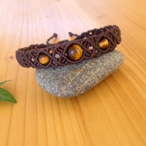 Tigers Eye Macrame Bracelet: Adjustable Gemstone Hippie Jewelry