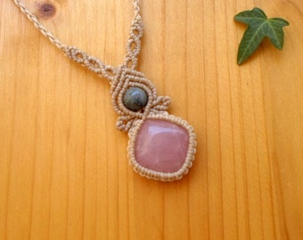 Macrame necklace, rose quartz jewelry, bohemian necklace, gifts for her, rose quartz necklace, macrame jewelry, hippie necklace
