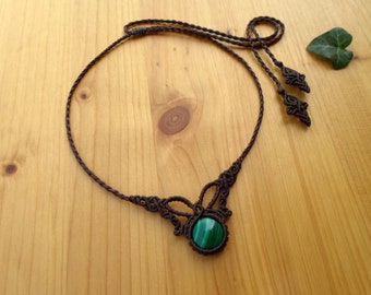 Macrame necklace, malachite jewelry, boho necklace, macrame jewelry, malachite necklace, bohemian jewelry, hippie necklace, macrame pendant