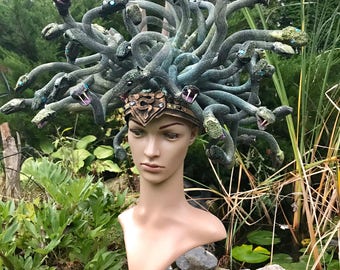 MADE TO ORDER 3 to 4 weeks Large Medusa Headpiece, Snake Headpiece, Medusa Costume, Medusa Crown, Gorgon Headpiece, Medusa Cosplay, Medusa