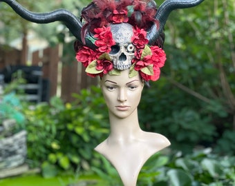 Large Horn Skull Headdress, skull, skull headdress, horn headdress, renaissance faire, headdress, headpiece