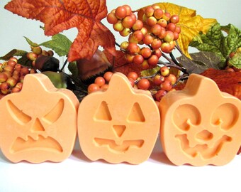Halloween Pumpkin Soap Set: Jack O' Lantern Party Favors