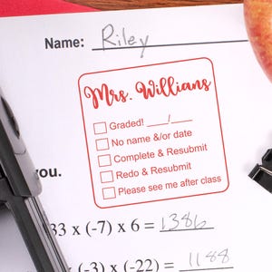 Tampon de notation des enseignants | Tampon auto-encreur | Liste de contrôle pour la classe | Tampon enseignant personnalisé | Outil de classement du papier rapide et facile
